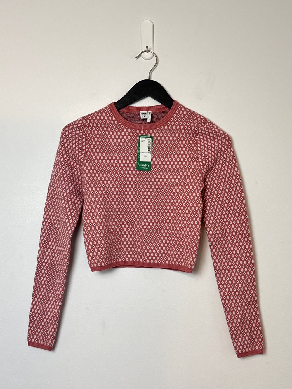 NWT - TWIK - Cropped Pink Sweater with black/white mini daisies. Petite Small